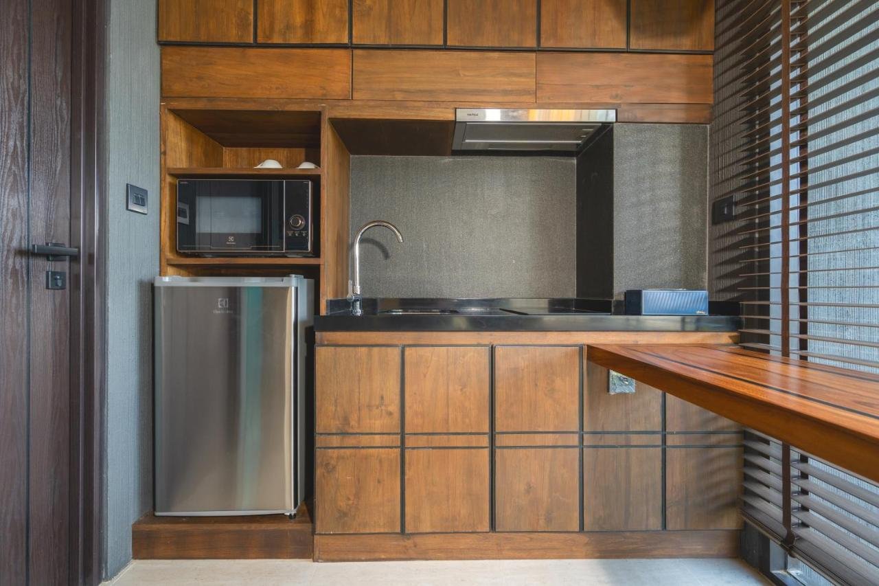 Property image - full photo 14