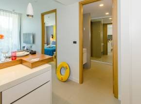 Property image - full photo 35