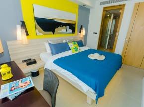 Property image - full photo 25
