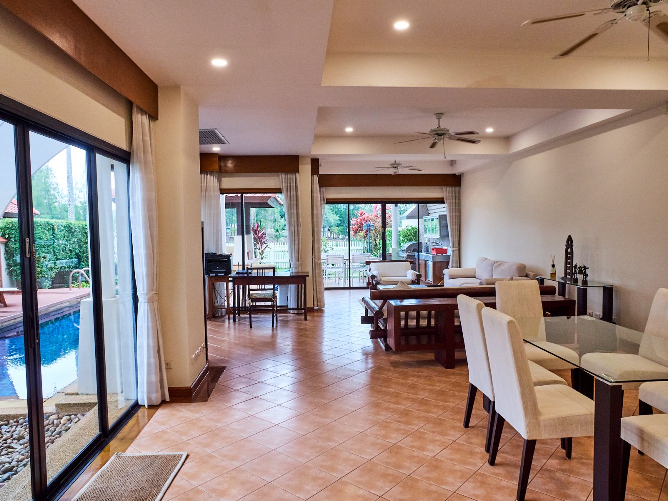 Property image - full photo 65