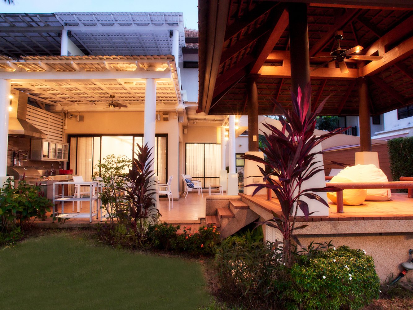 Property image - full photo 10