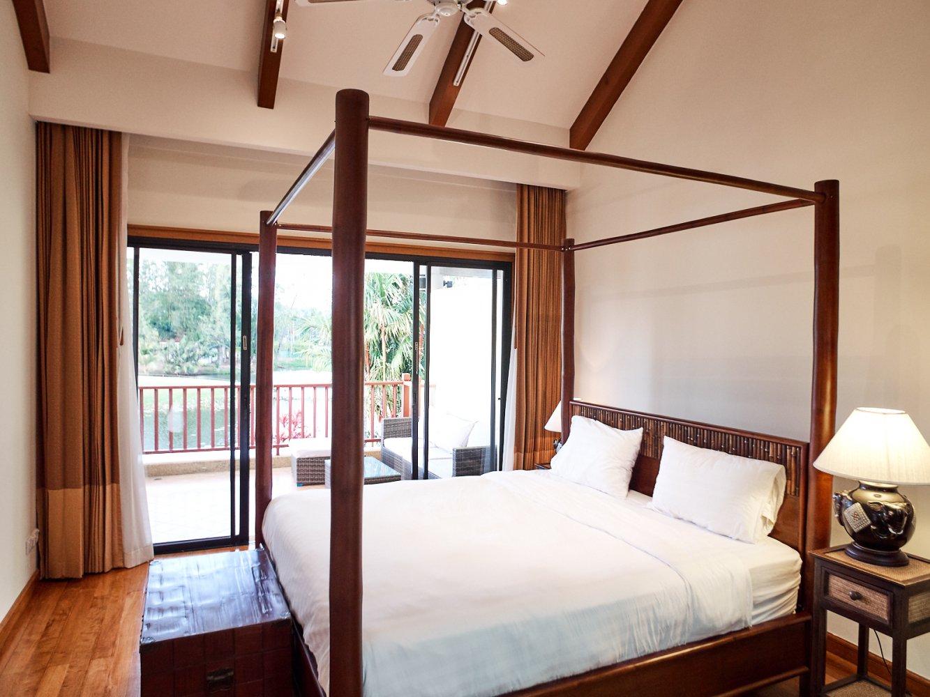 Property image - full photo 45