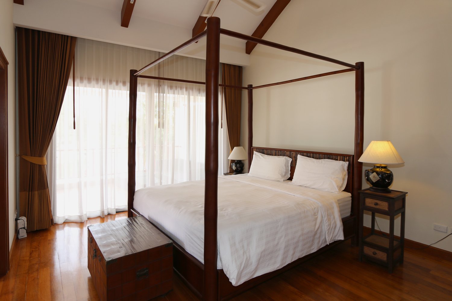 Property image - full photo 56