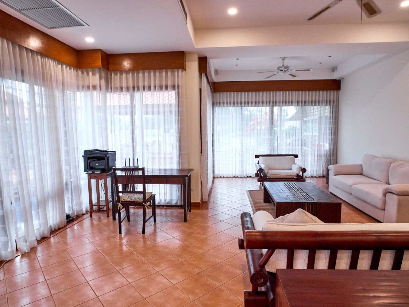 Property image - full photo 51