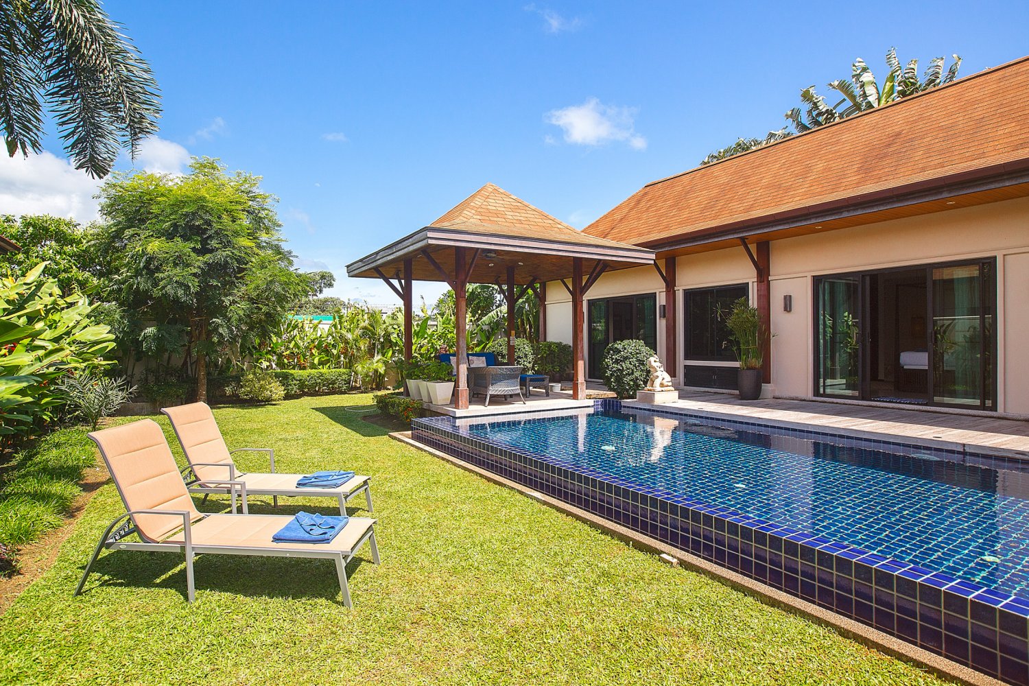 Property image - full photo 1