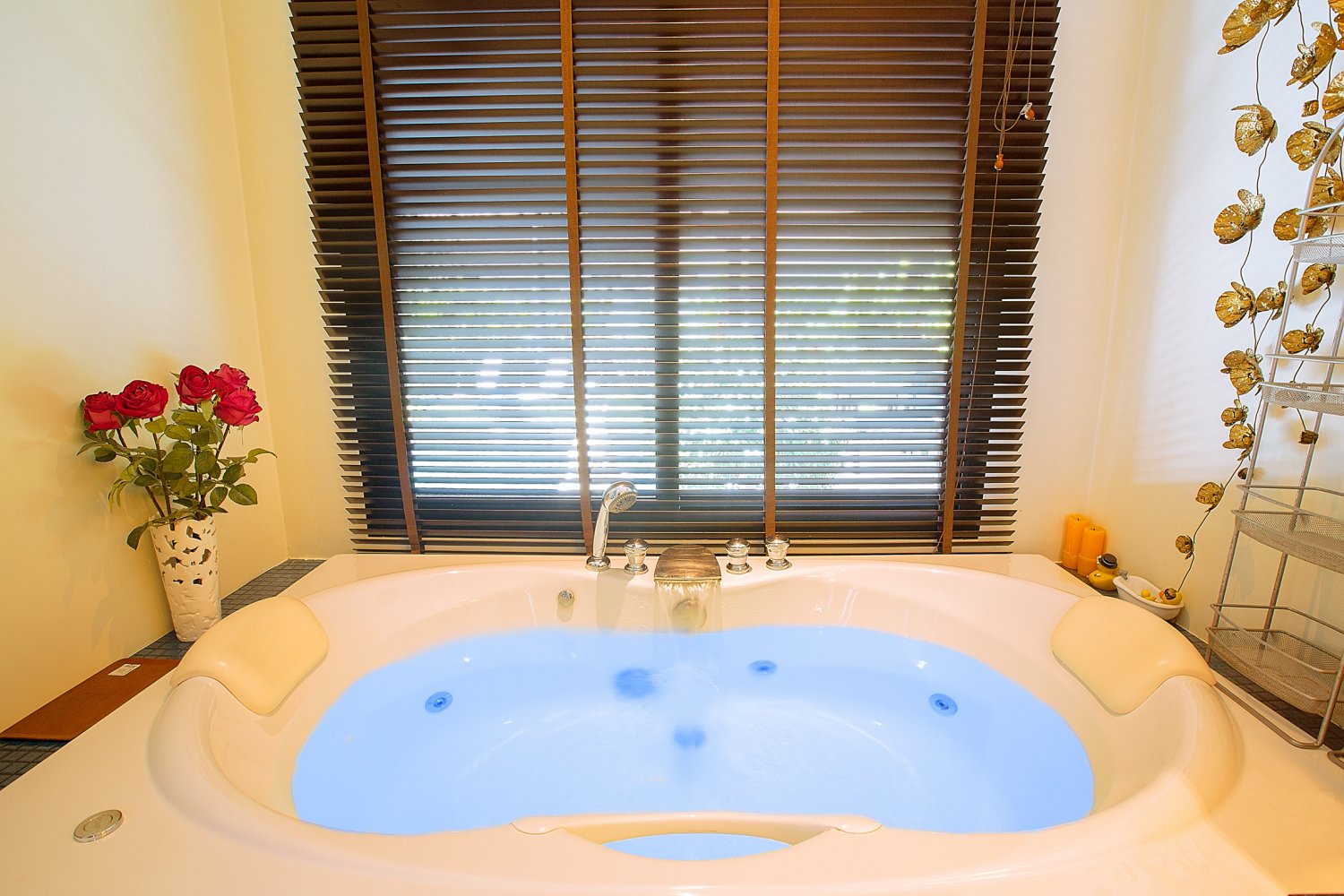 Property image - full photo 20