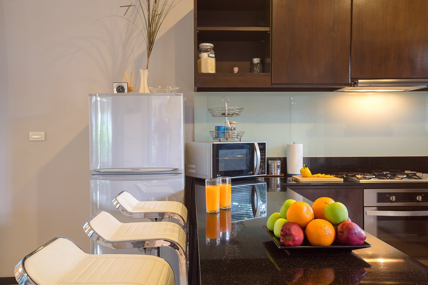 Property image - full photo 10