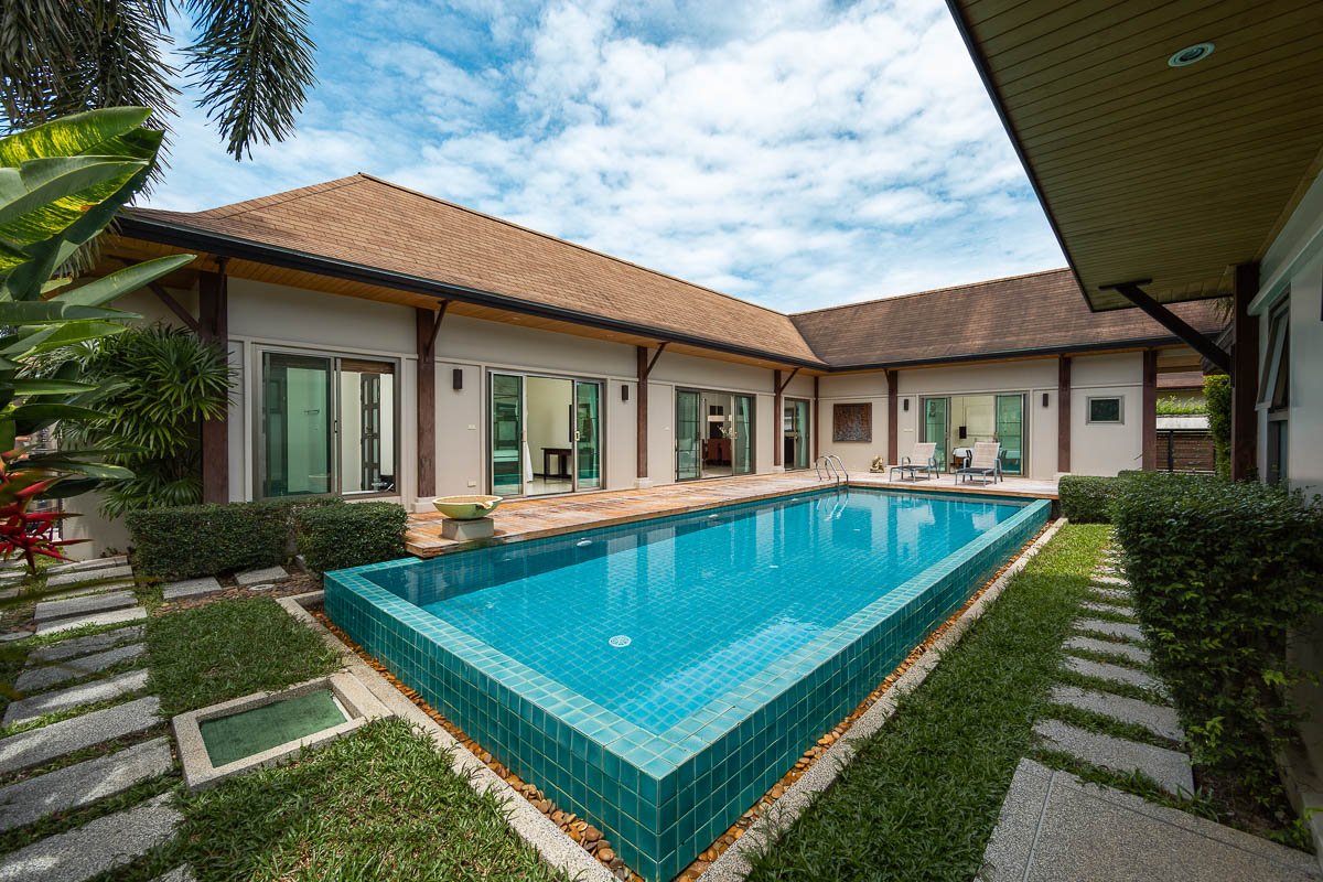 Property image - full photo 1