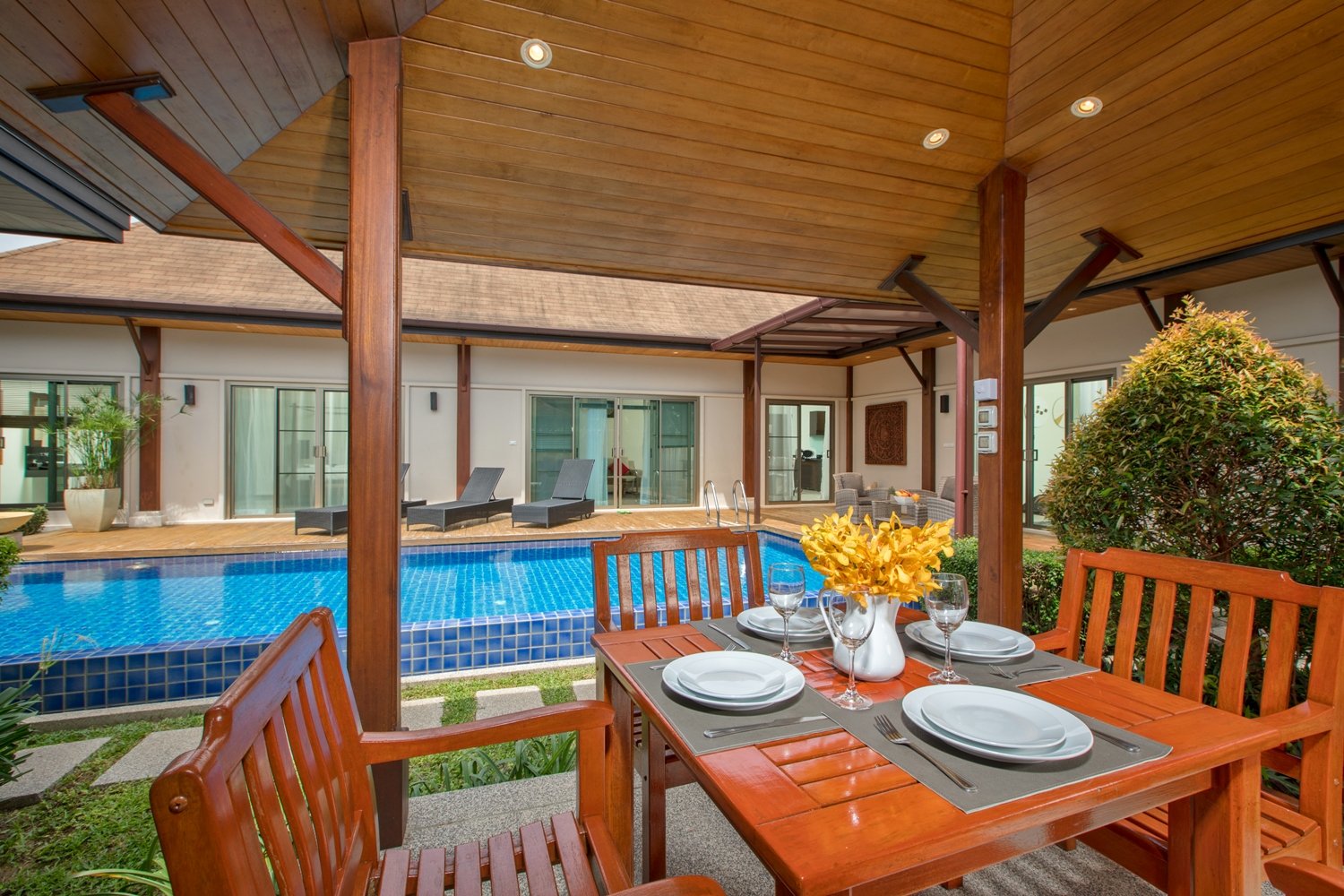 Property image - full photo 8