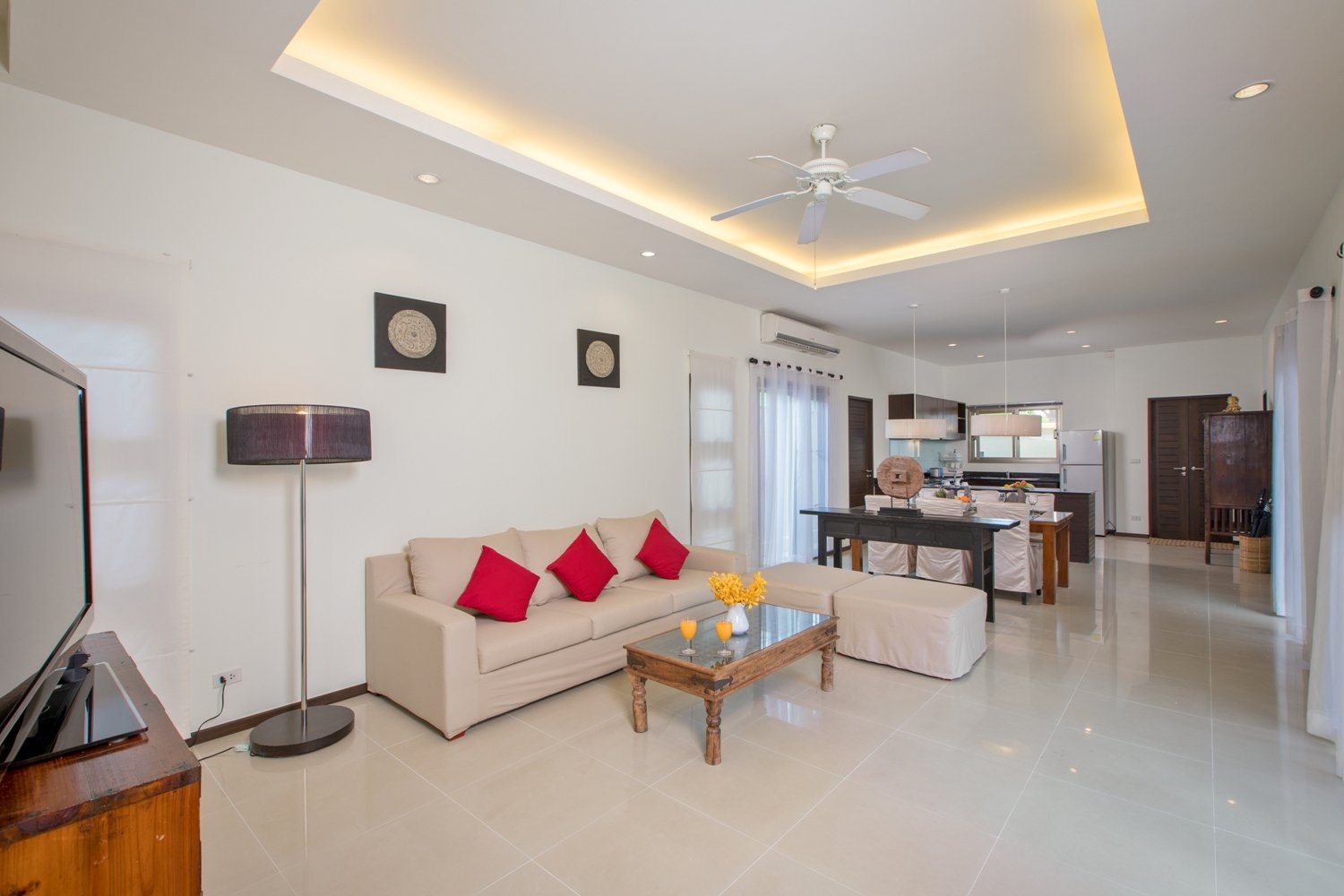 Property image - full photo 10