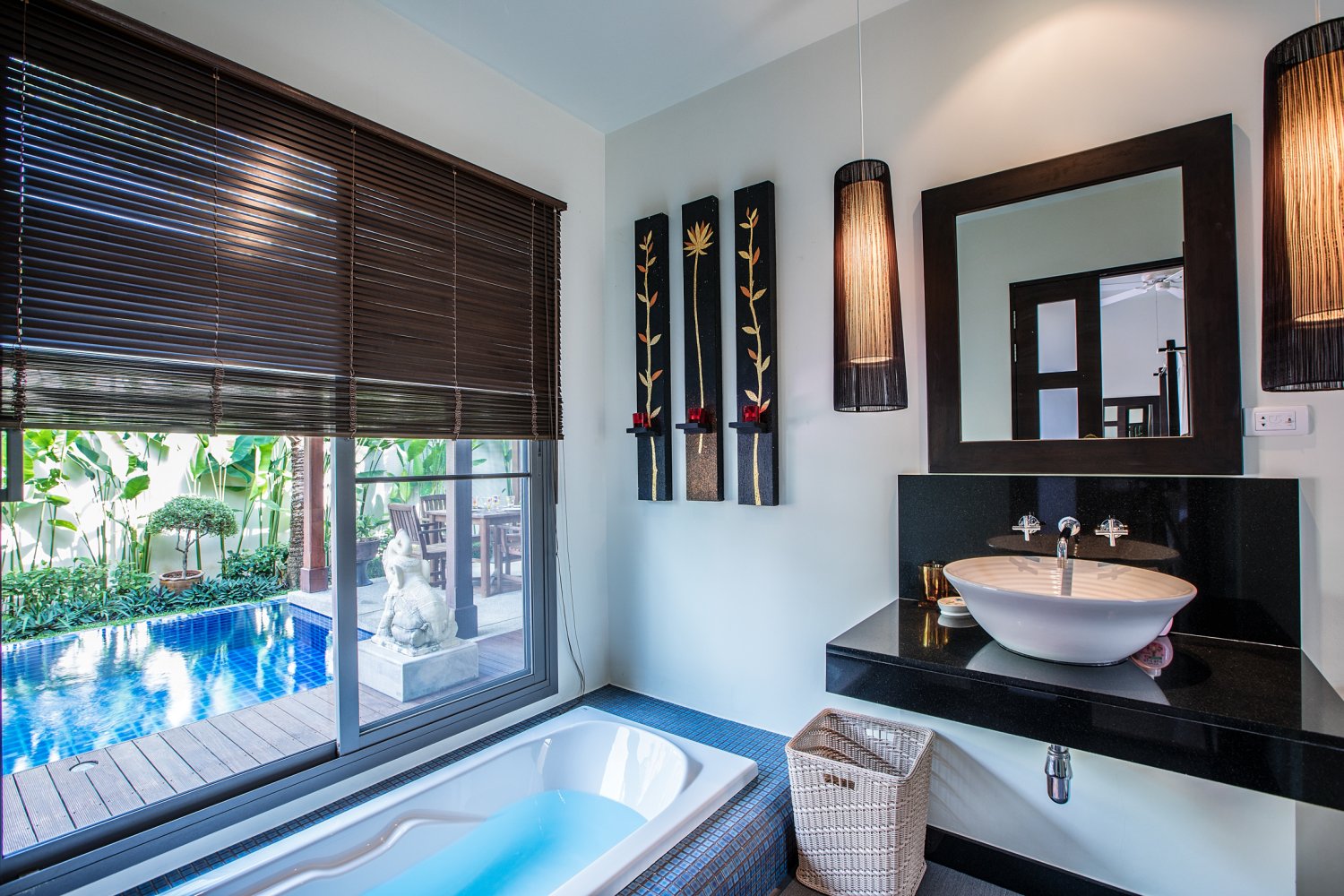 Property image - full photo 17