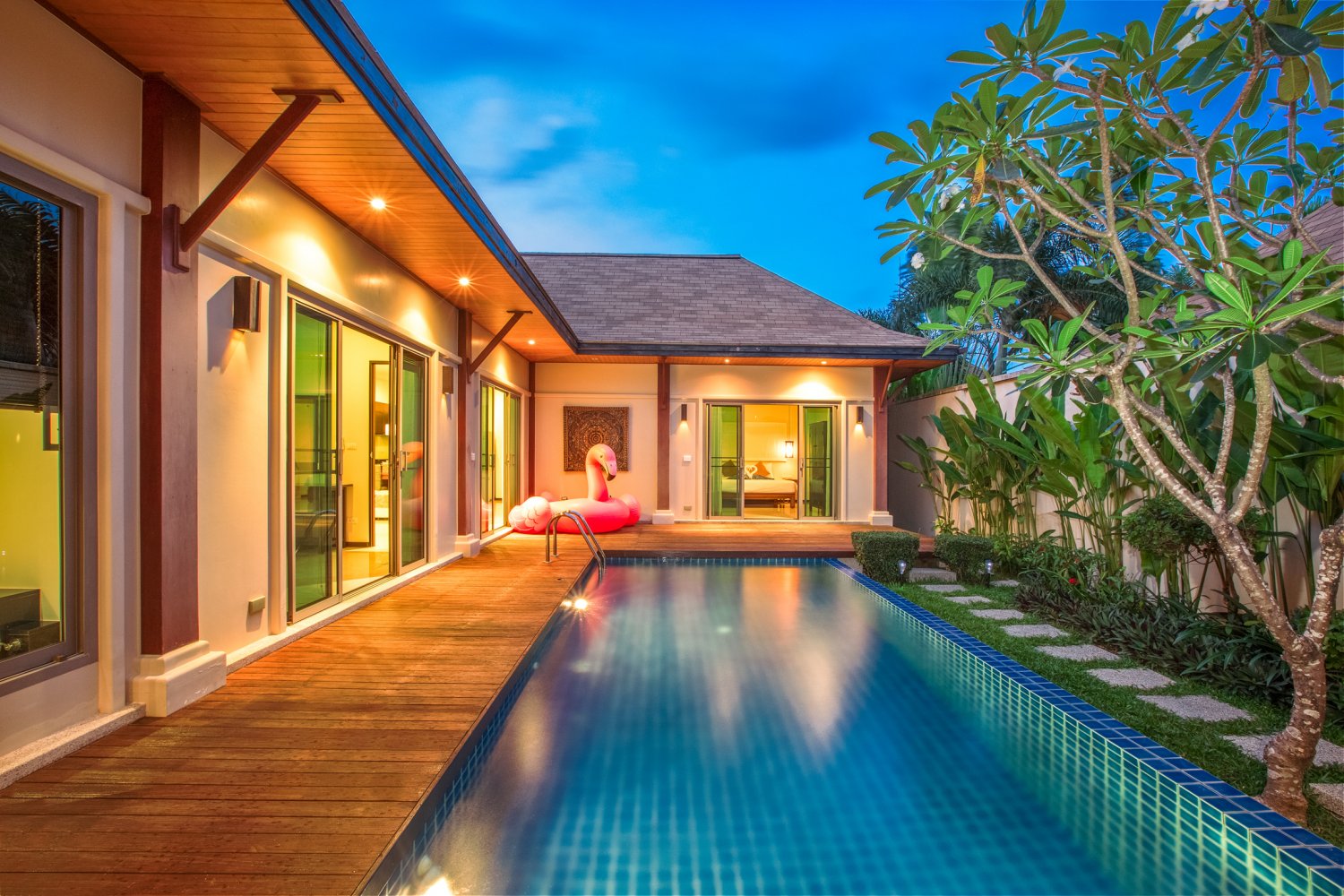 Property image - full photo 1
