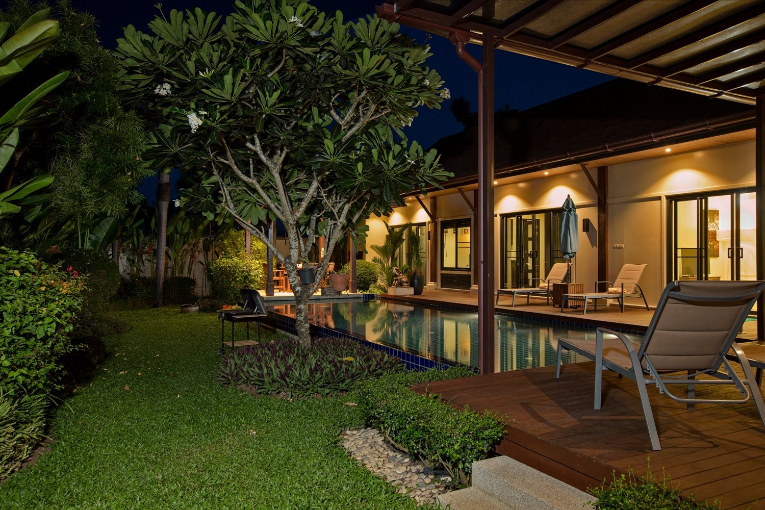 Property image - full photo 4