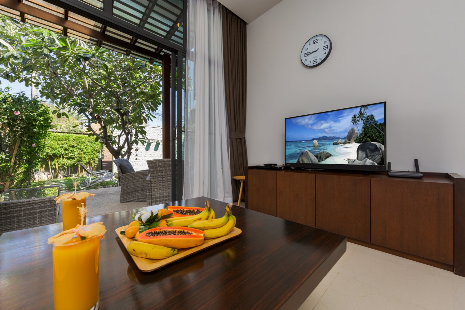 Property image - full photo 10
