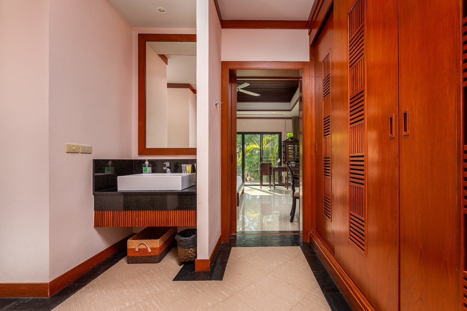 Property image - full photo 25