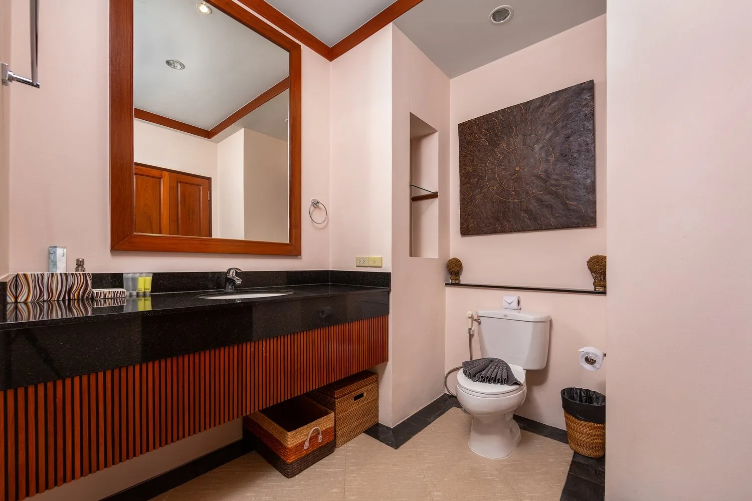 Property image - full photo 30