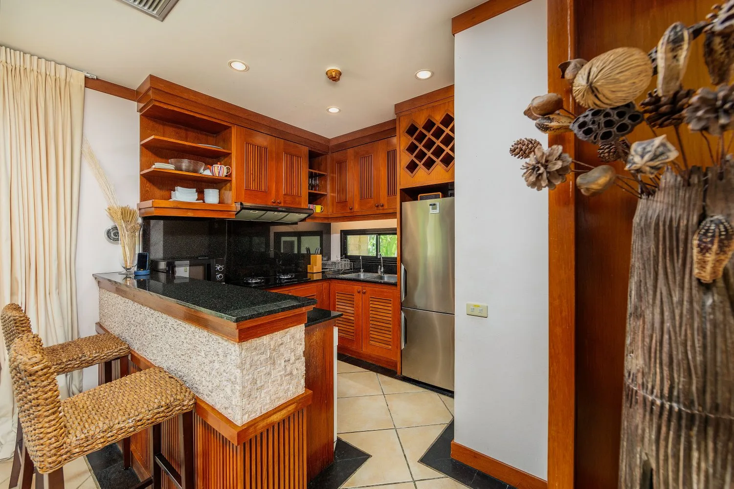 Property image - full photo 6