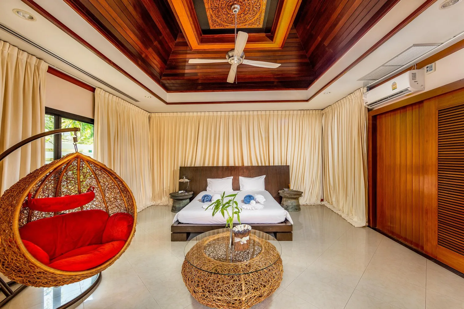 Property image - full photo 12