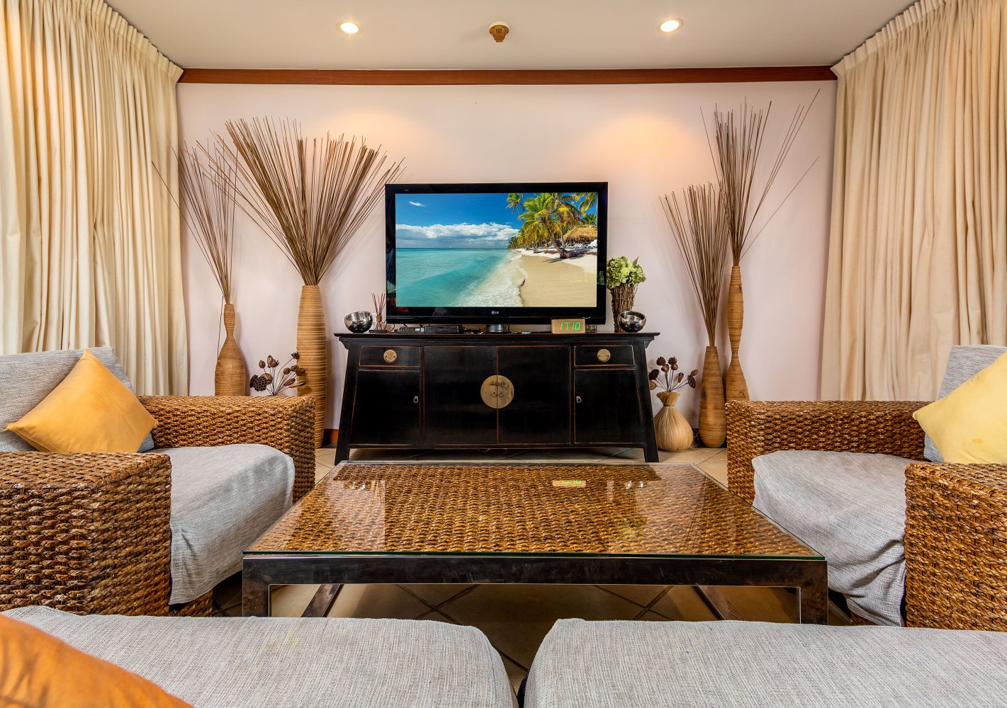 Property image - full photo 7