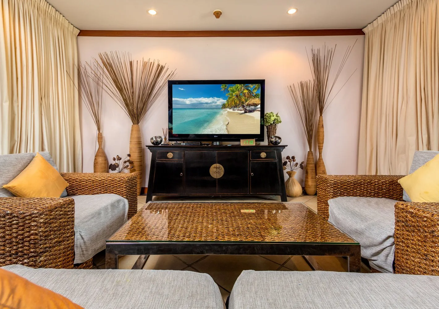 Property image - full photo 7