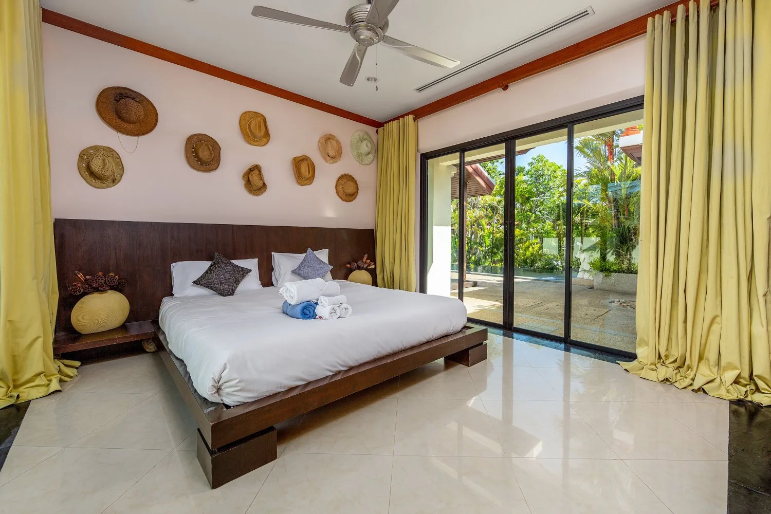 Property image - full photo 13