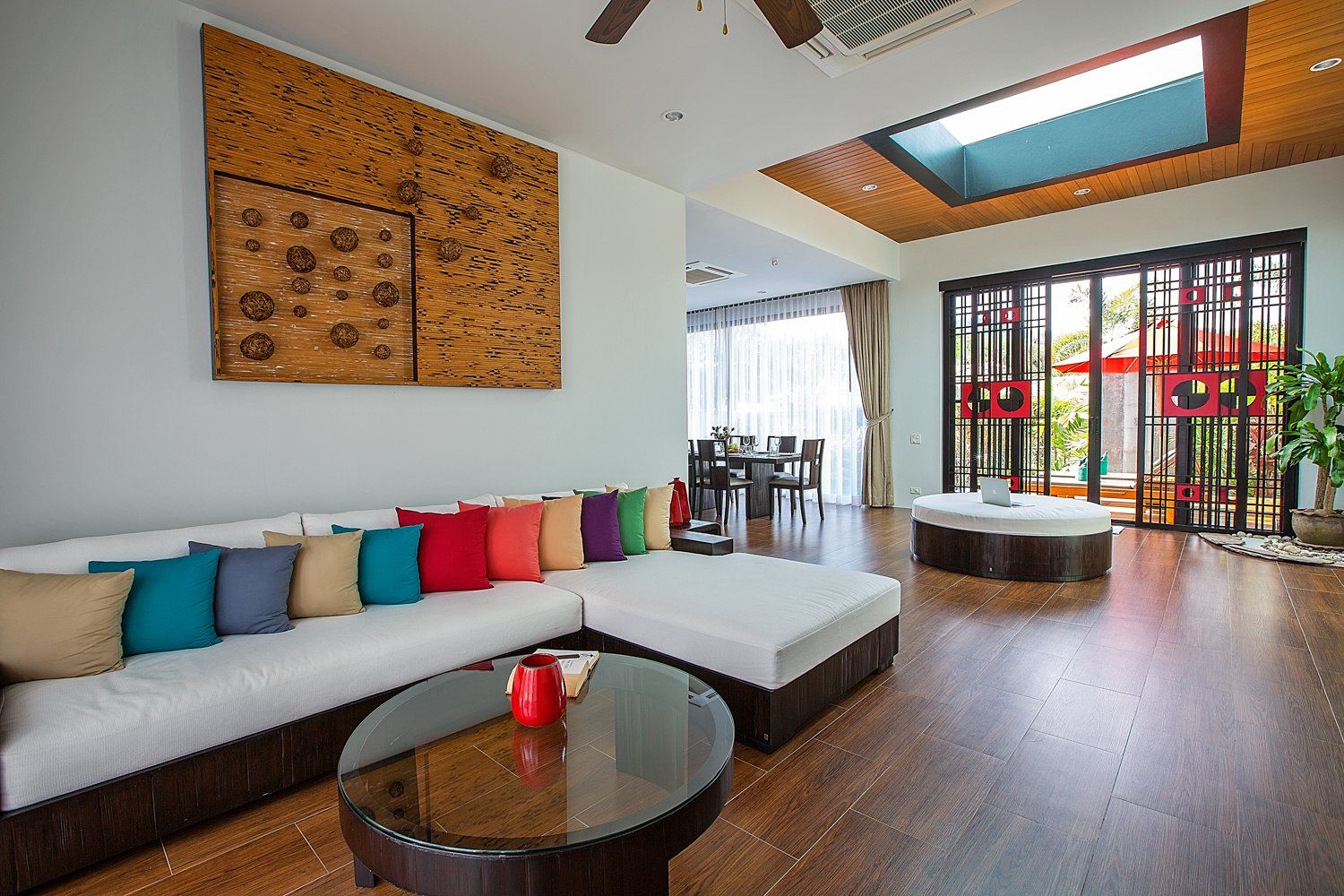 Property image - full photo 3