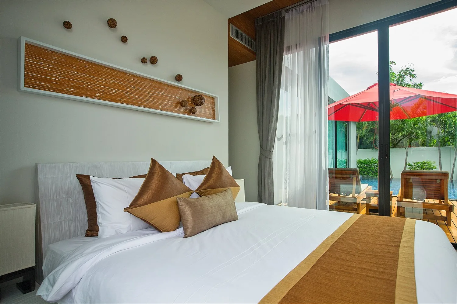 Property image - full photo 13