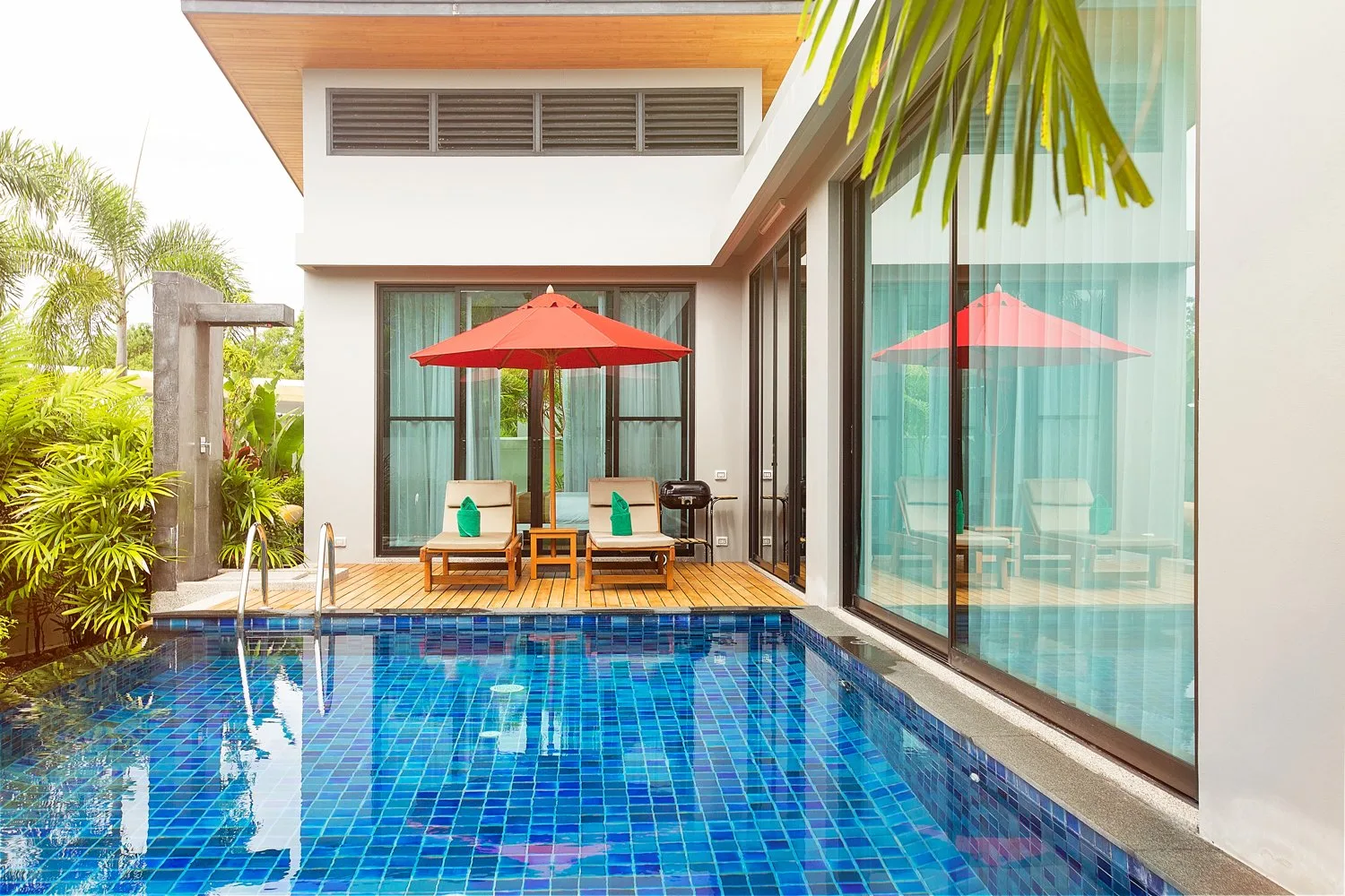 Property image - full photo 1