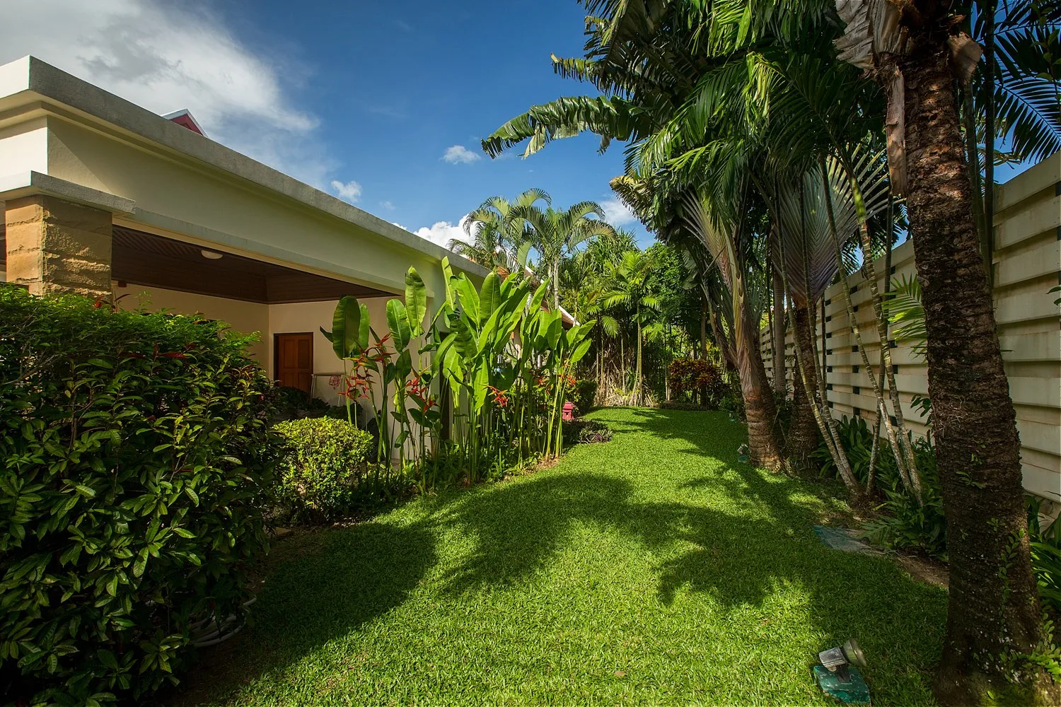 Property image - full photo 38