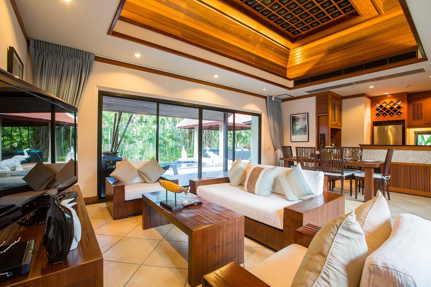Property image - full photo 3