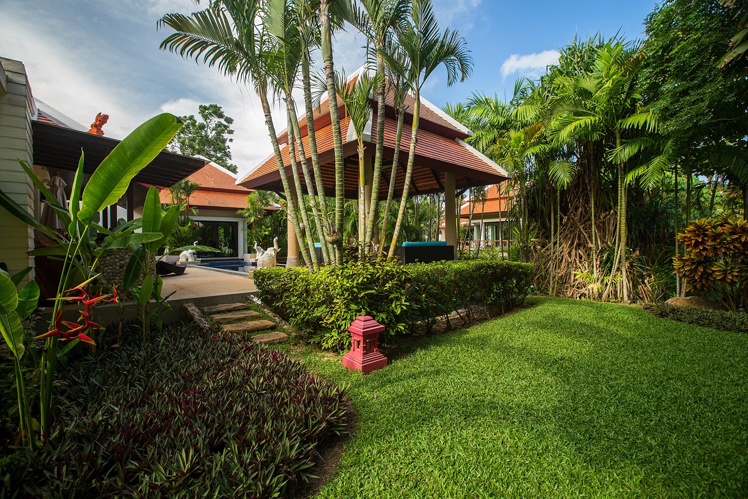 Property image - full photo 37