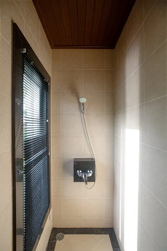 Property image - full photo 21