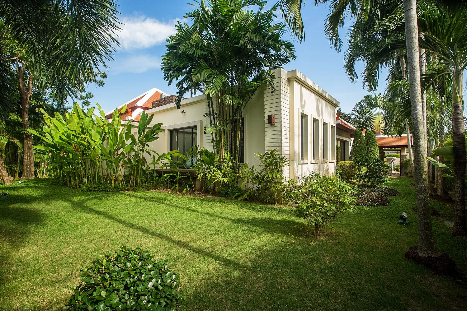 Property image - full photo 15