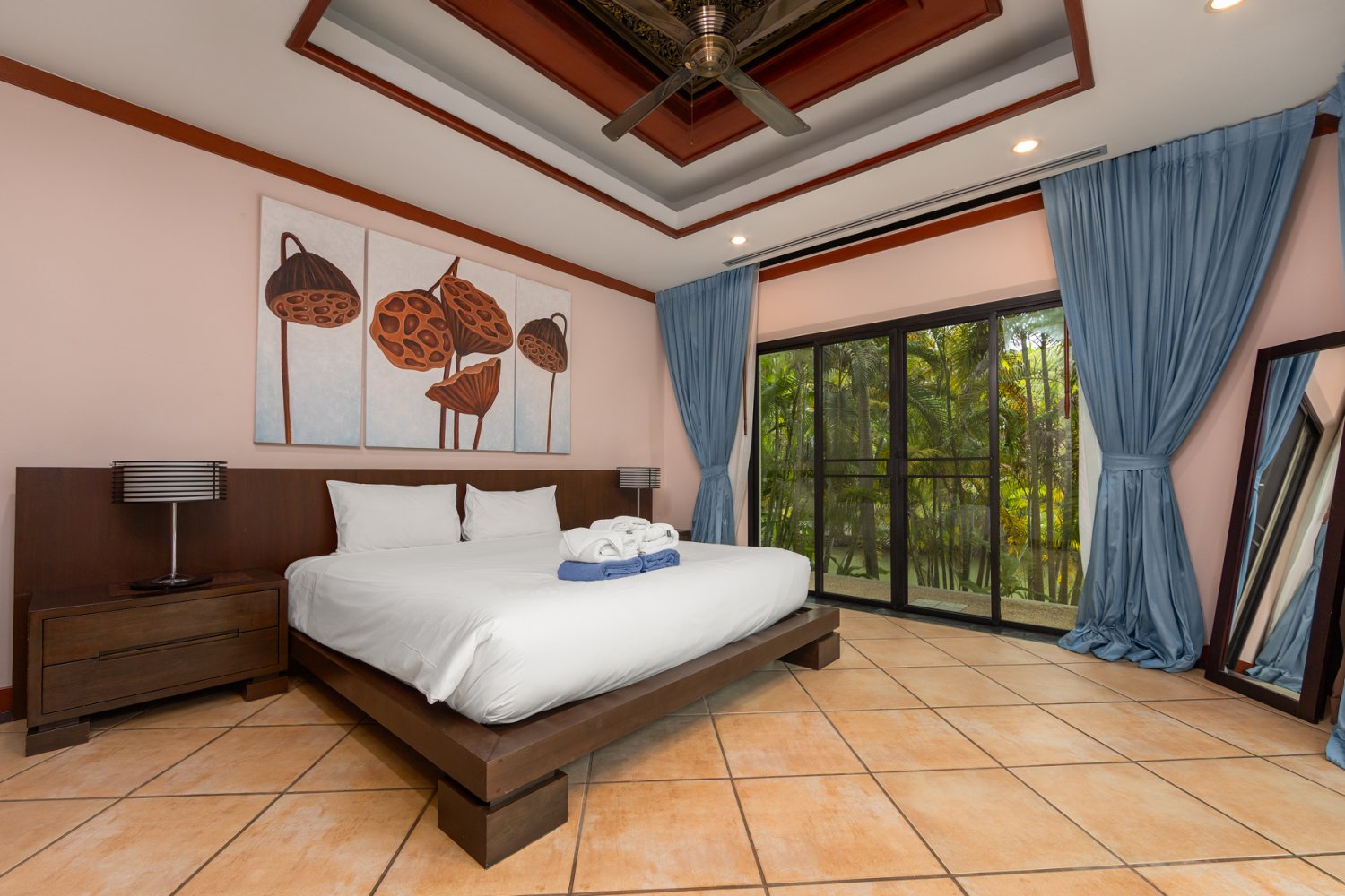 Property image - full photo 33