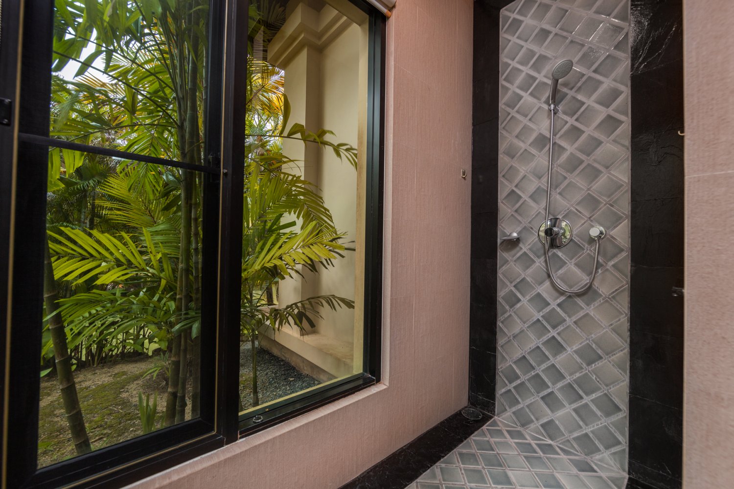 Property image - full photo 27