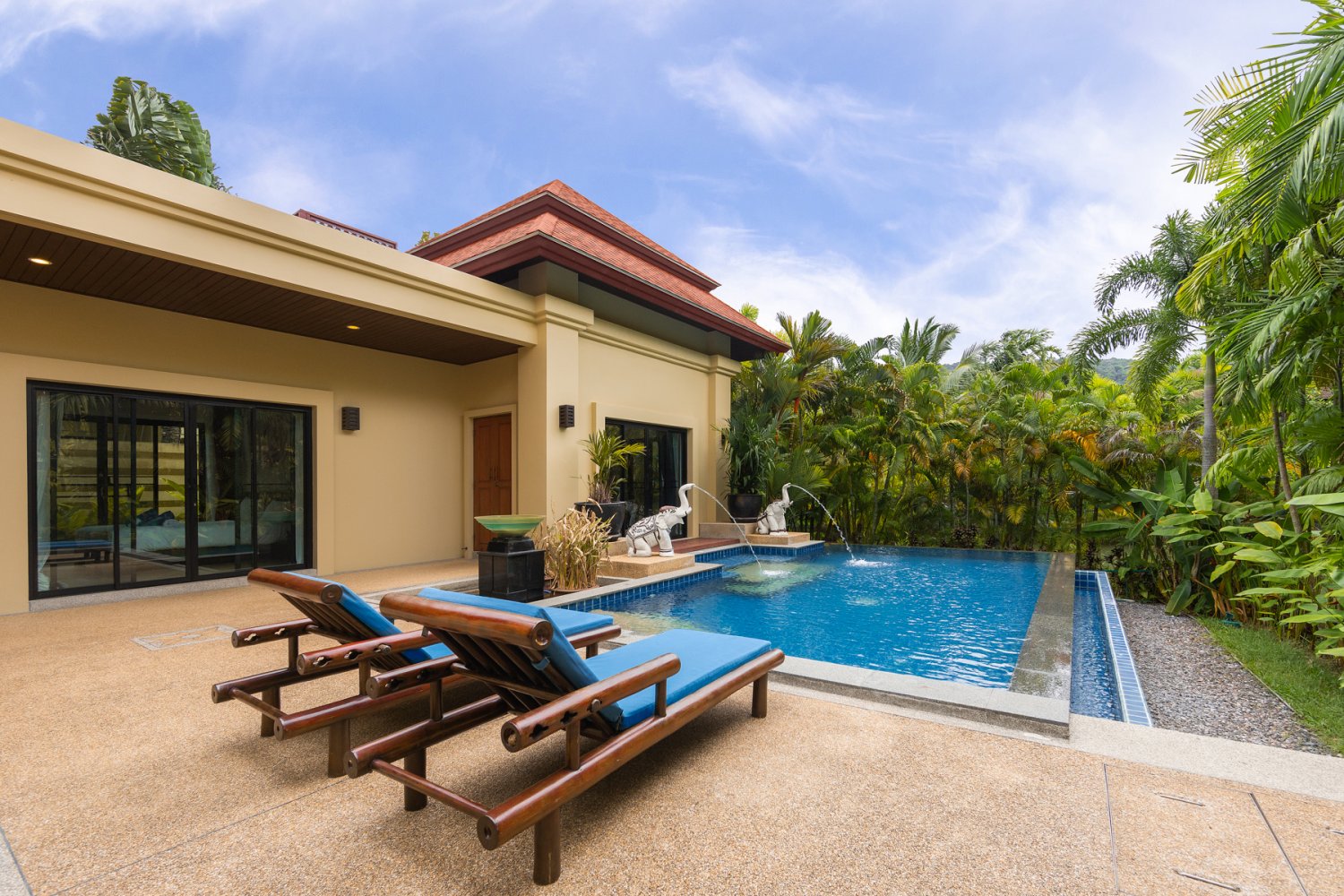 Property image - full photo 39
