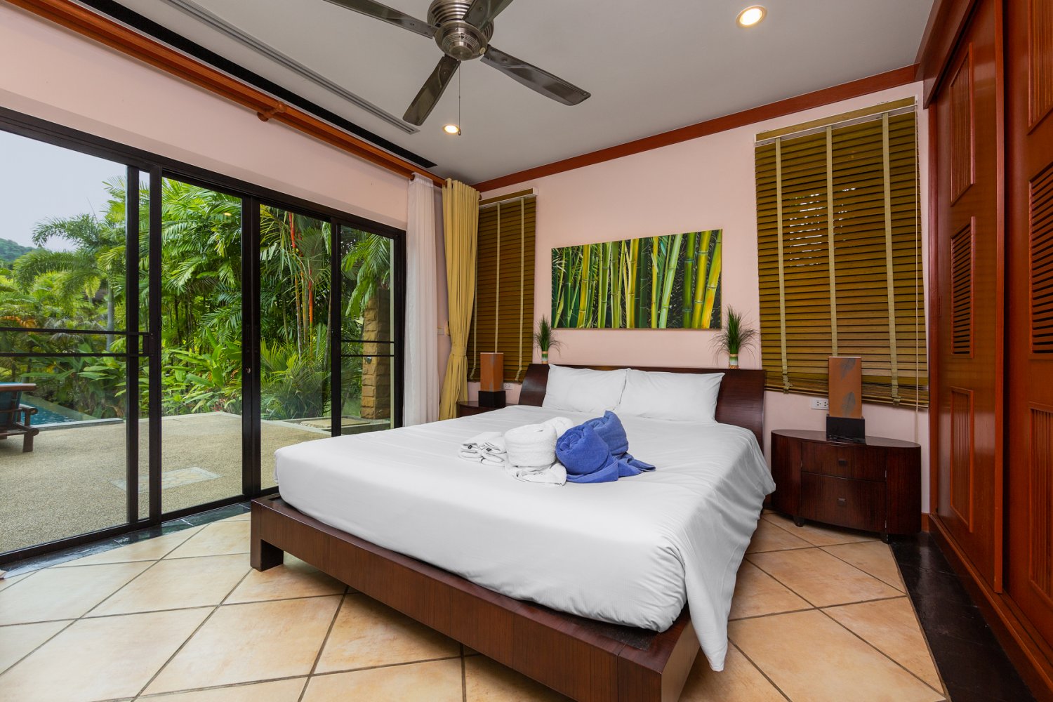 Property image - full photo 31