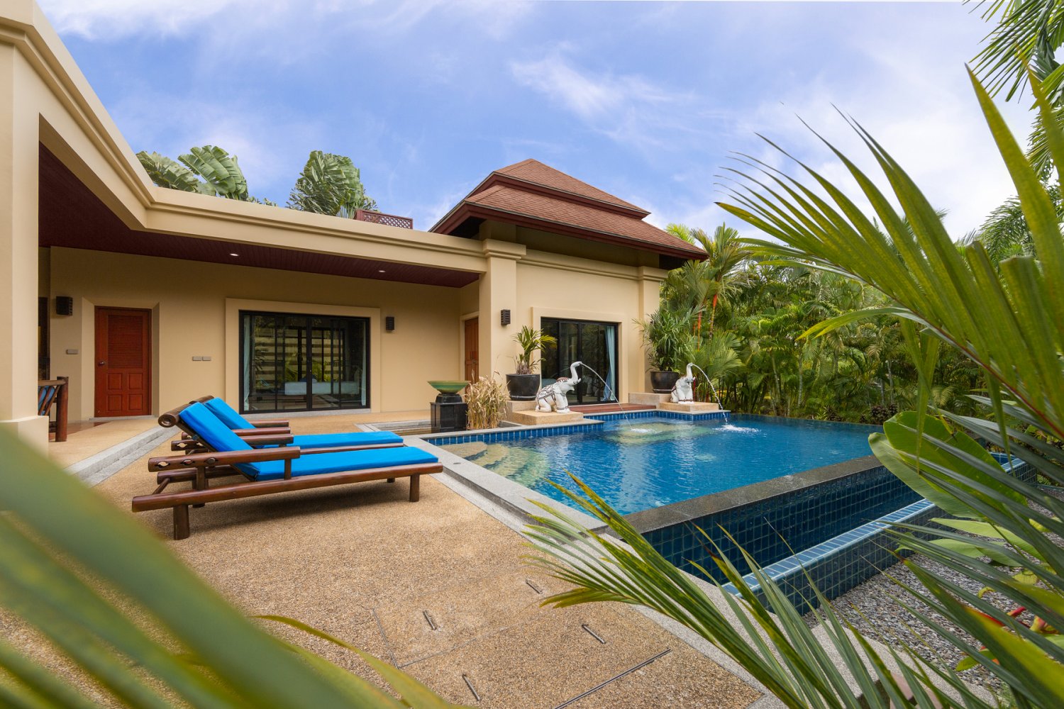 Property image - full photo 44