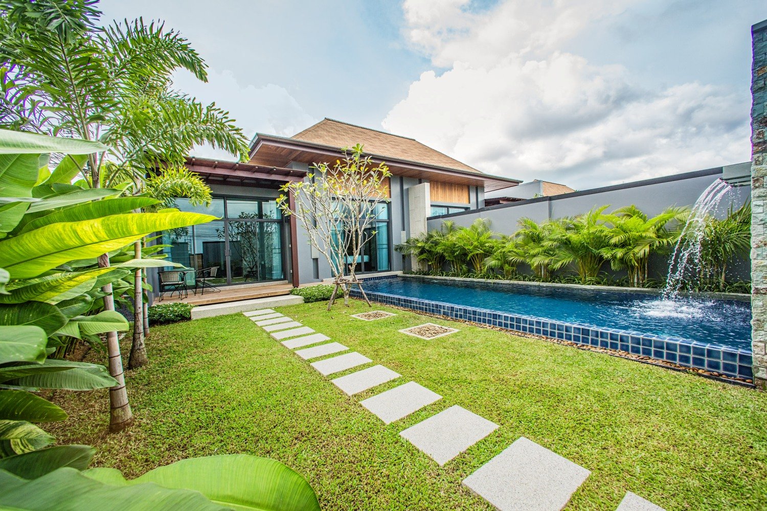 Property image - full photo 14