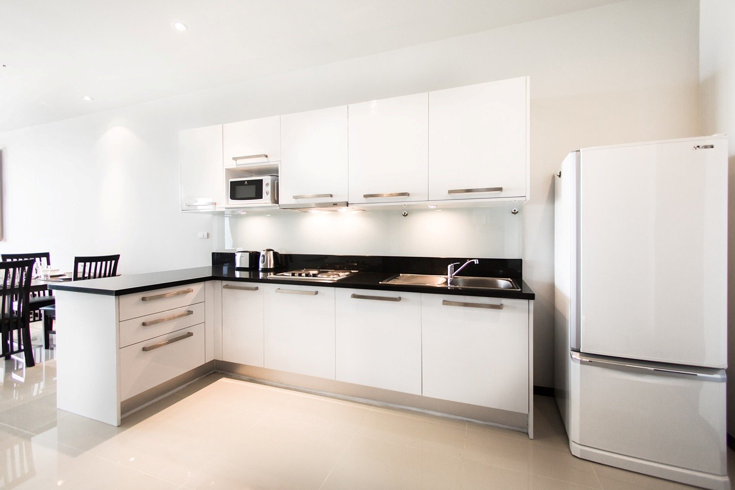 Property image - full photo 15