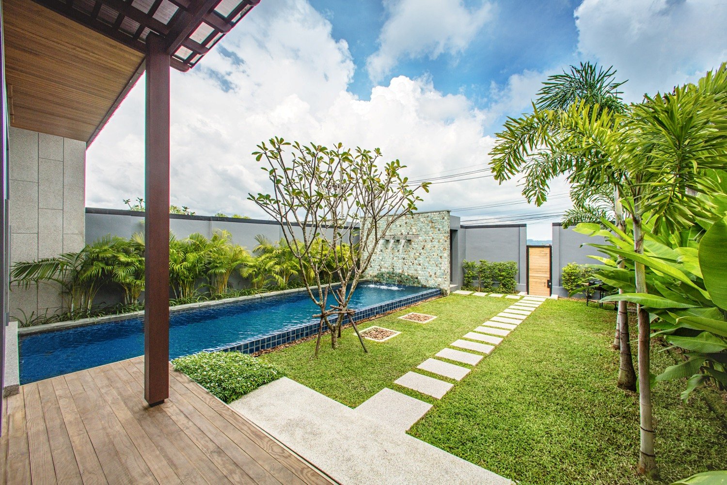 Property image - full photo 7