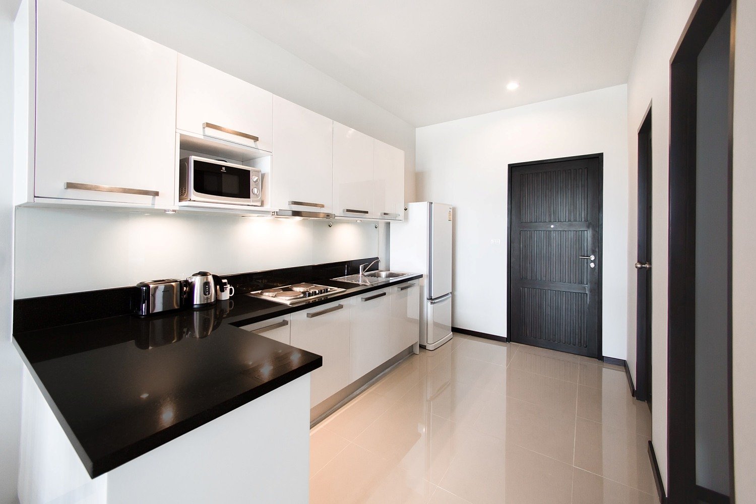 Property image - full photo 18