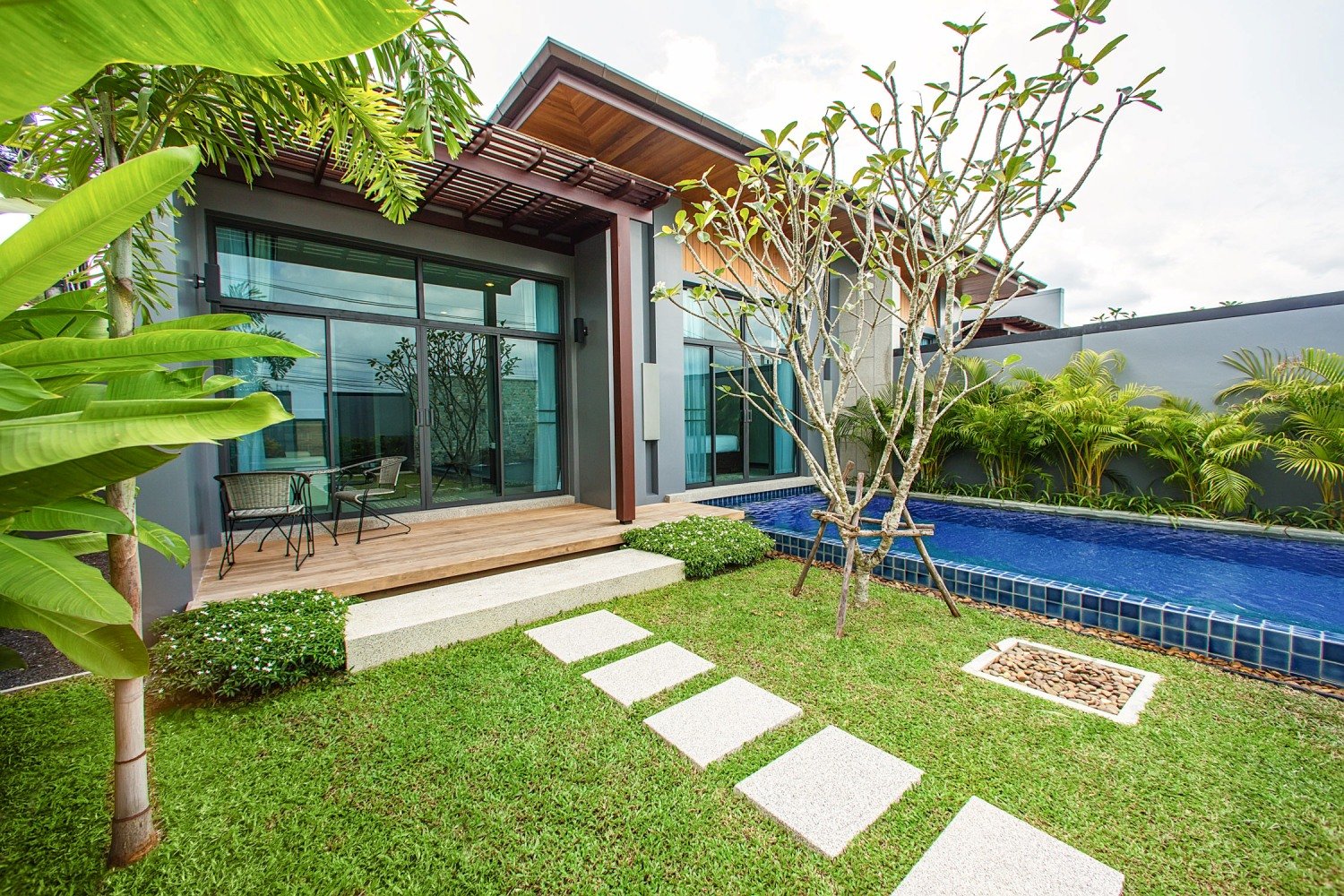 Property image - full photo 1
