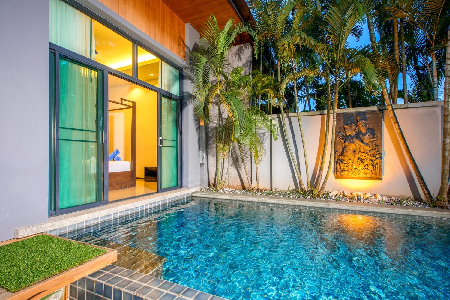 Property image - full photo 3