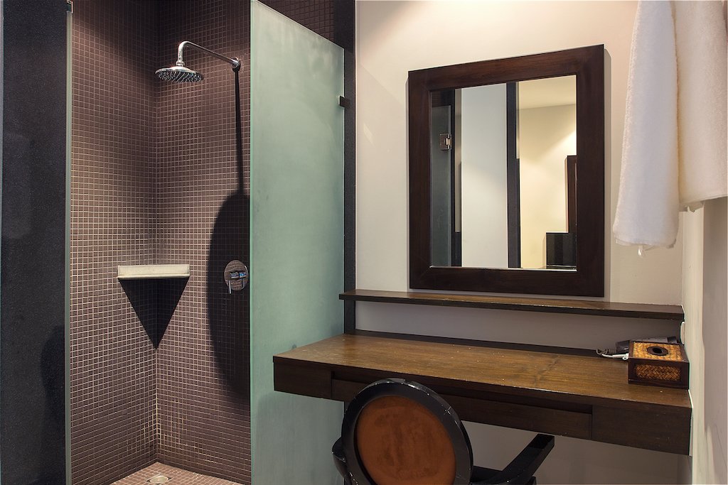 Property image - full photo 15