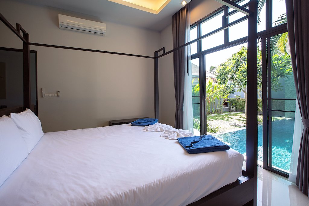 Property image - full photo 16