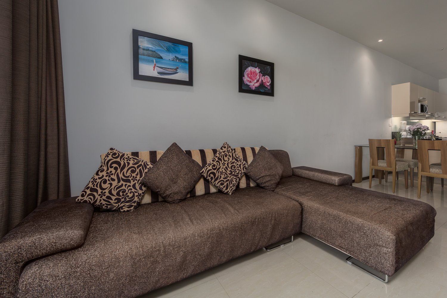 Property image - full photo 6