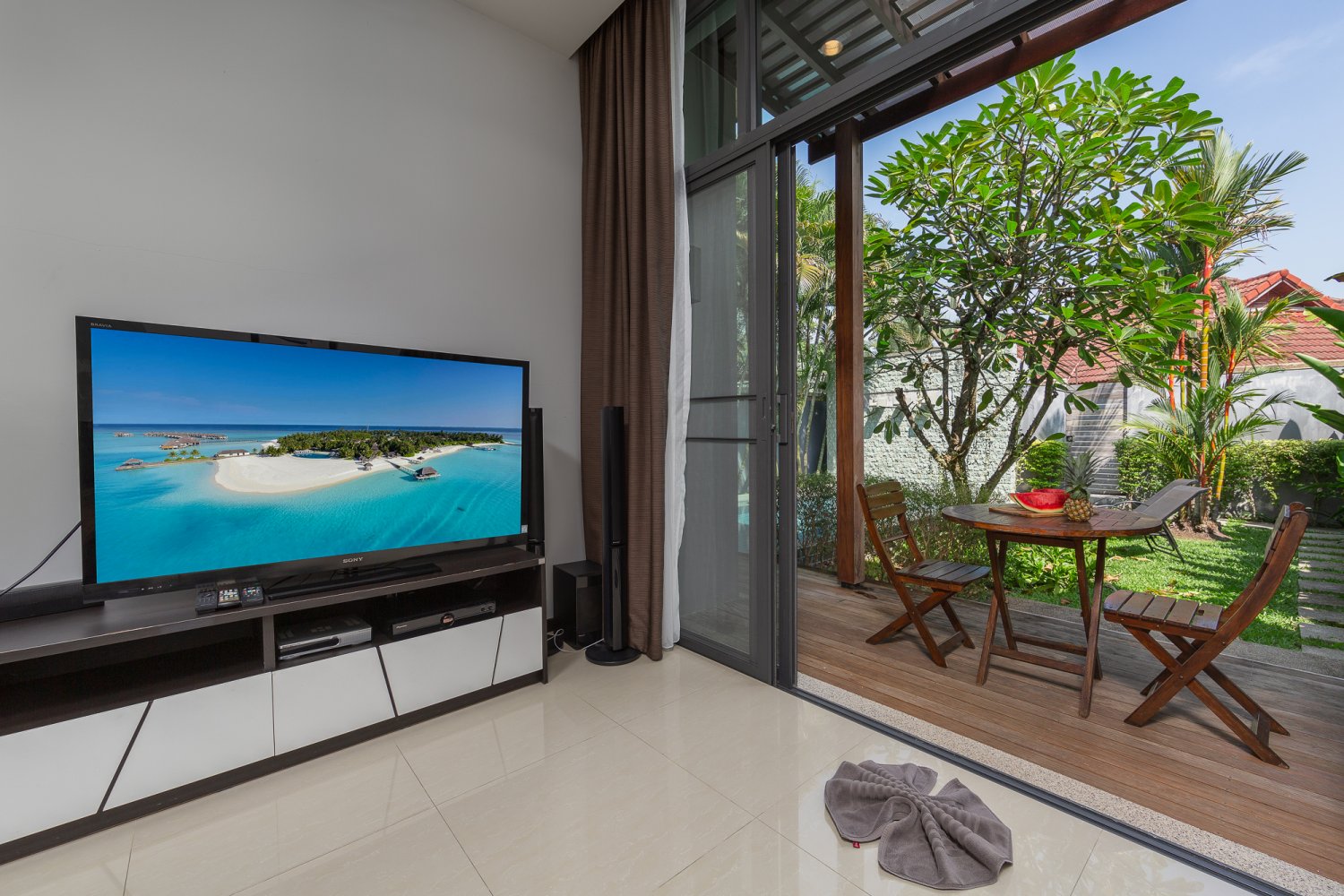 Property image - full photo 8