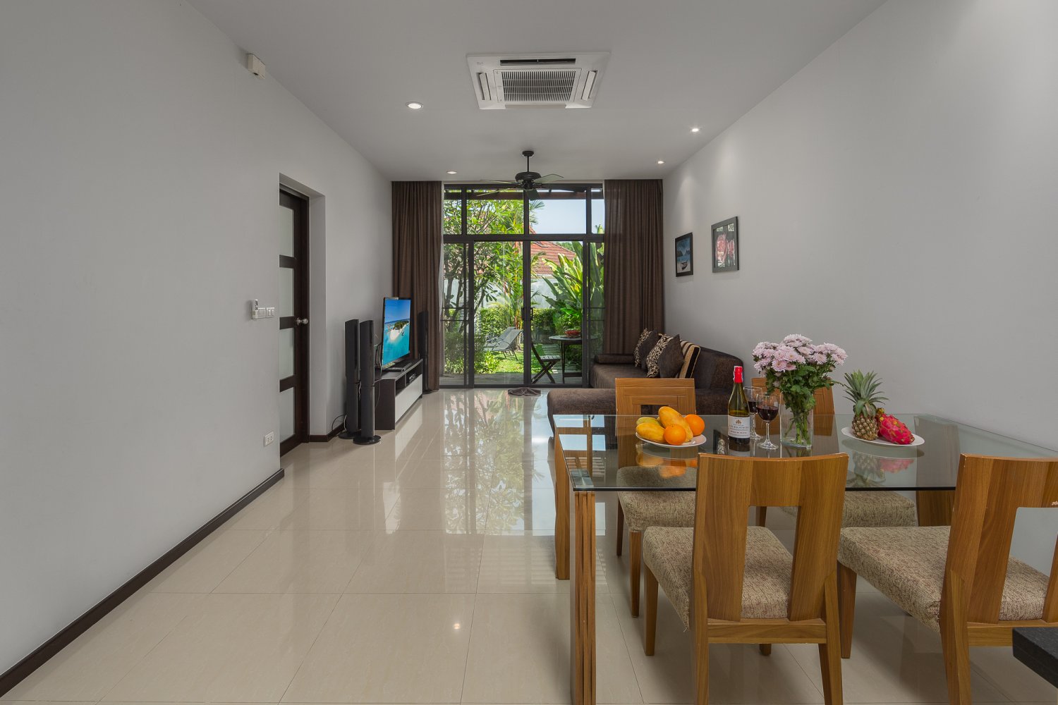 Property image - full photo 9