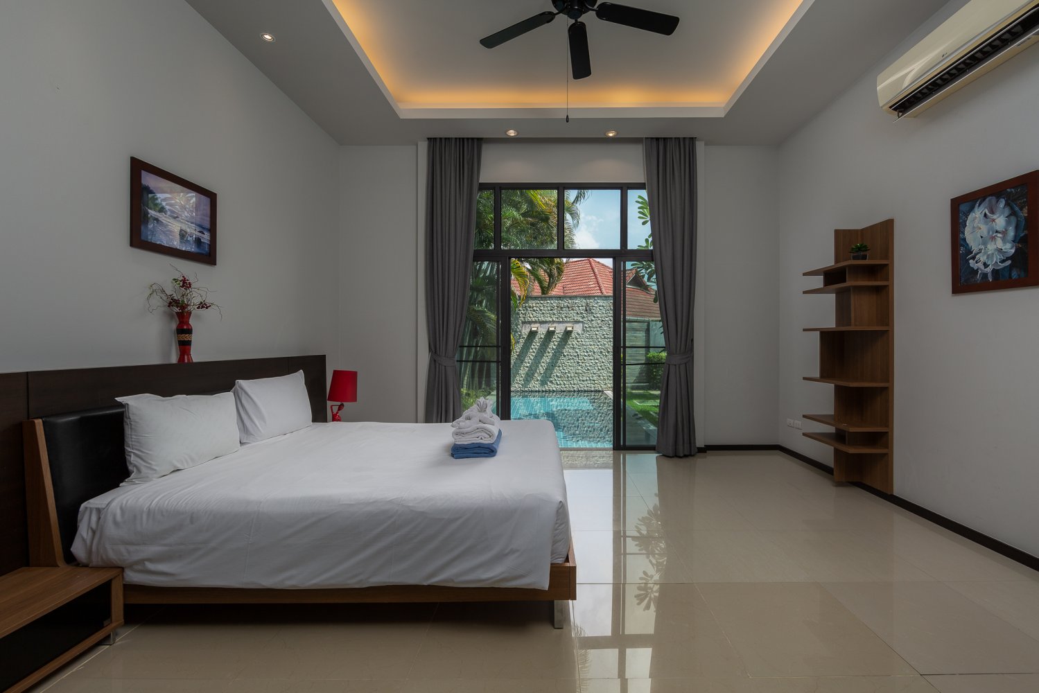 Property image - full photo 13